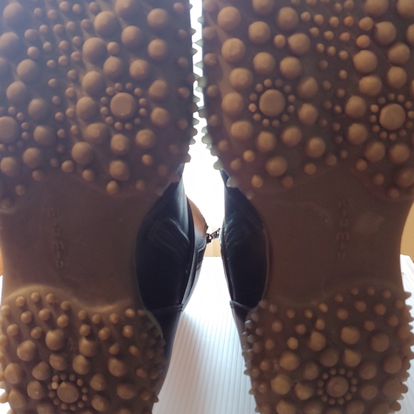 Miu Miu Boots. 7.5 Black - Picture 3 of 9